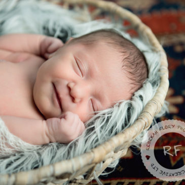 Beautiful Newborn Emma – Rebekah Flory Photography
